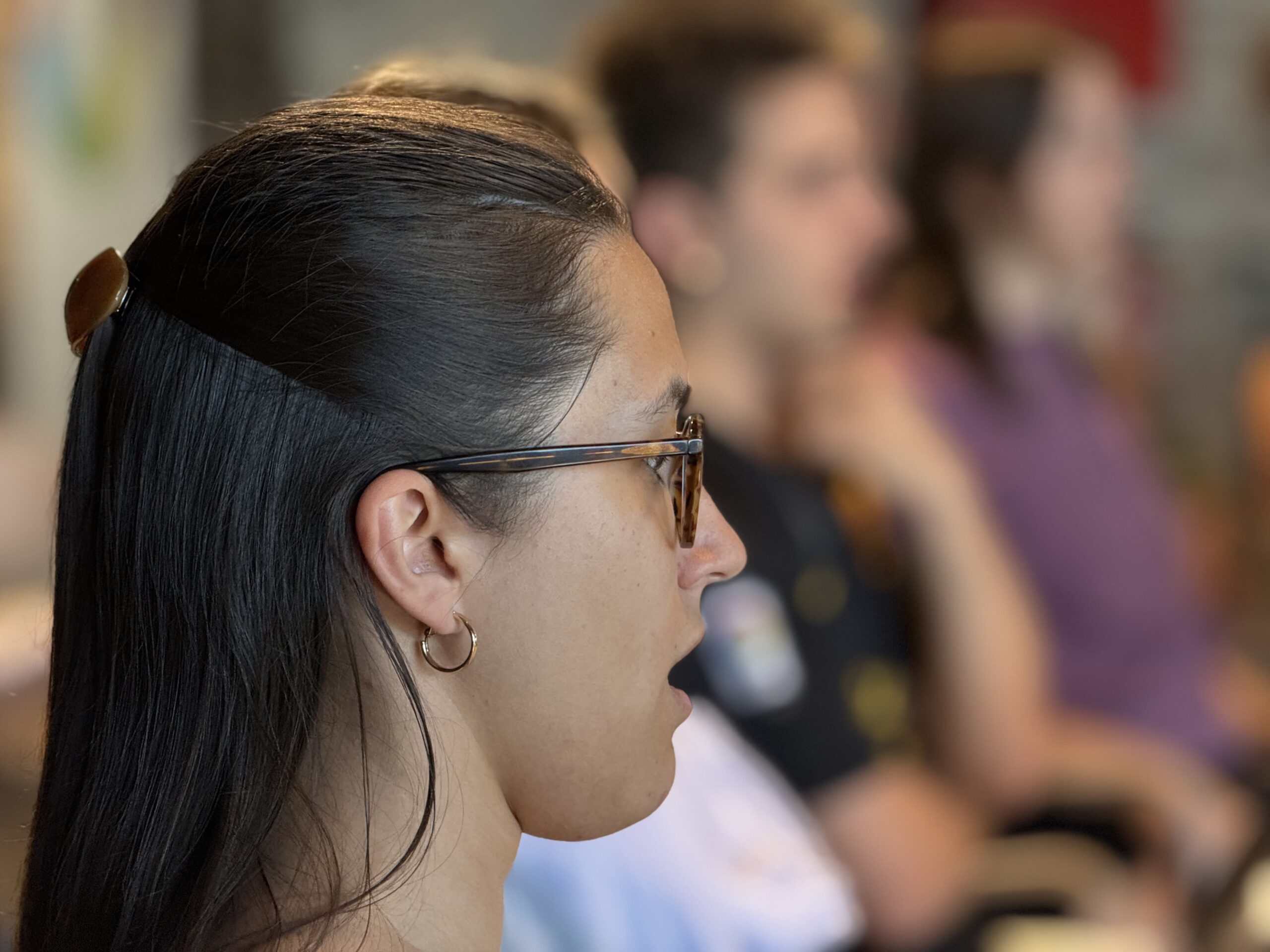 Una de les cantants de la Bachcelona Akademie, durant un assaig a l'Espai Joan Planes
